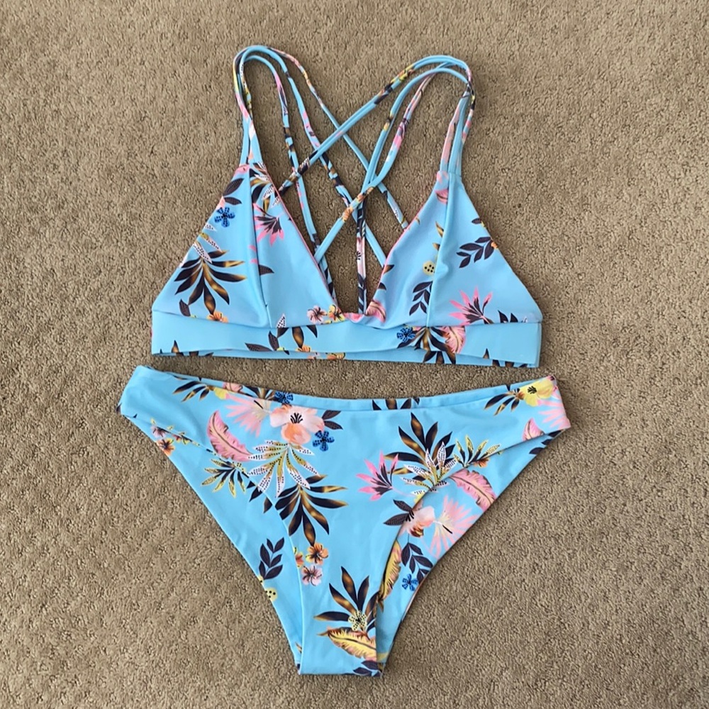 Kulani Kinis blue floral bikini set
